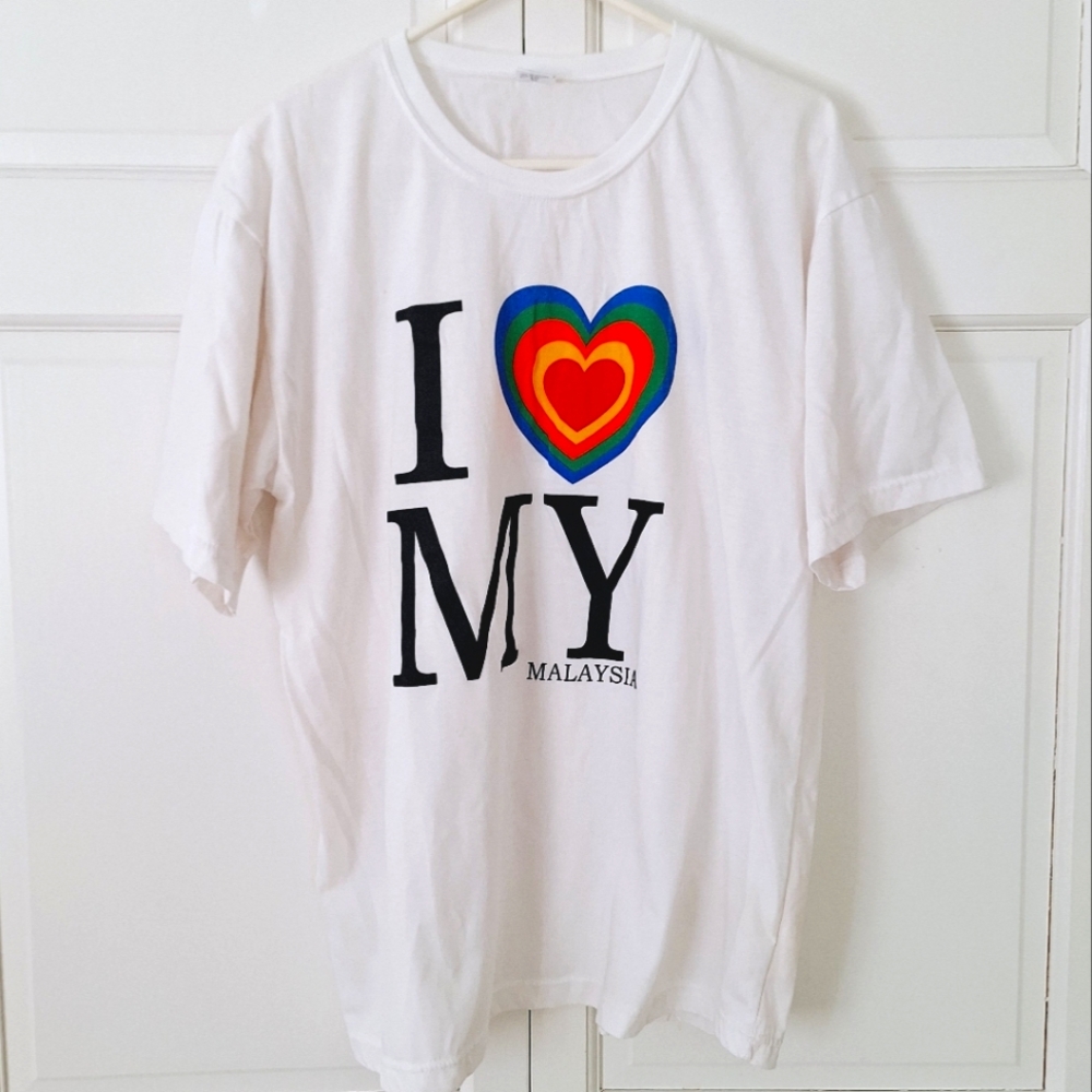 I ❤️ Malaysia graphic t-shirt